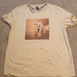 Ariana Grande shirt